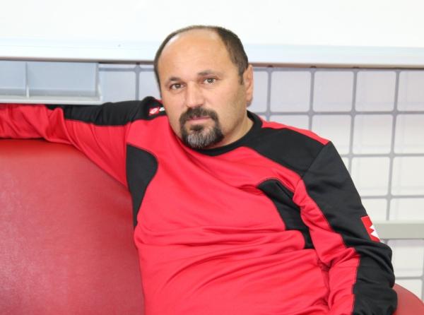 ÜNAL KARAGÜZEL - Beden Eğitimi